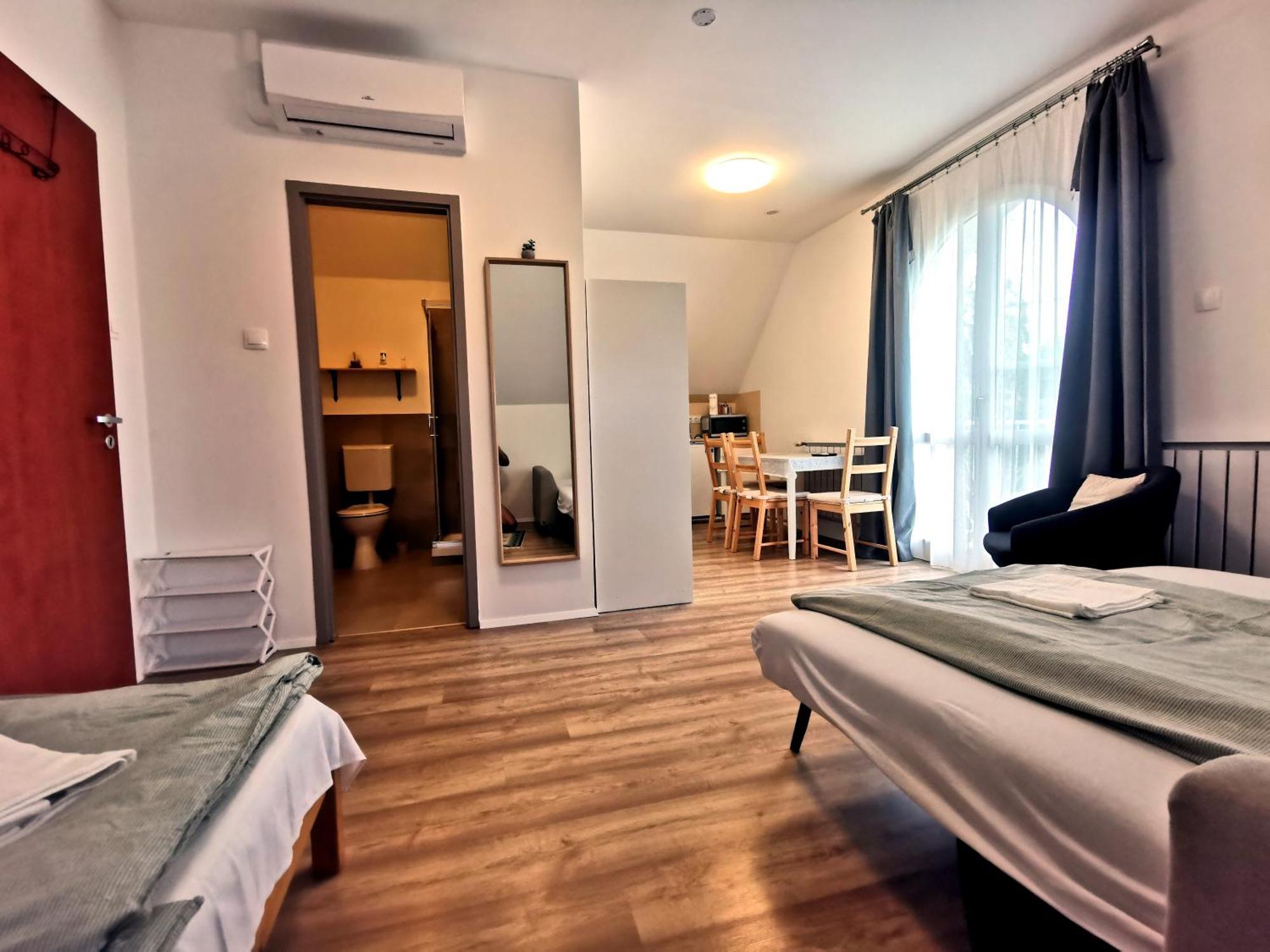 Regori Haz Hotel Balatongyörök Eksteriør billede