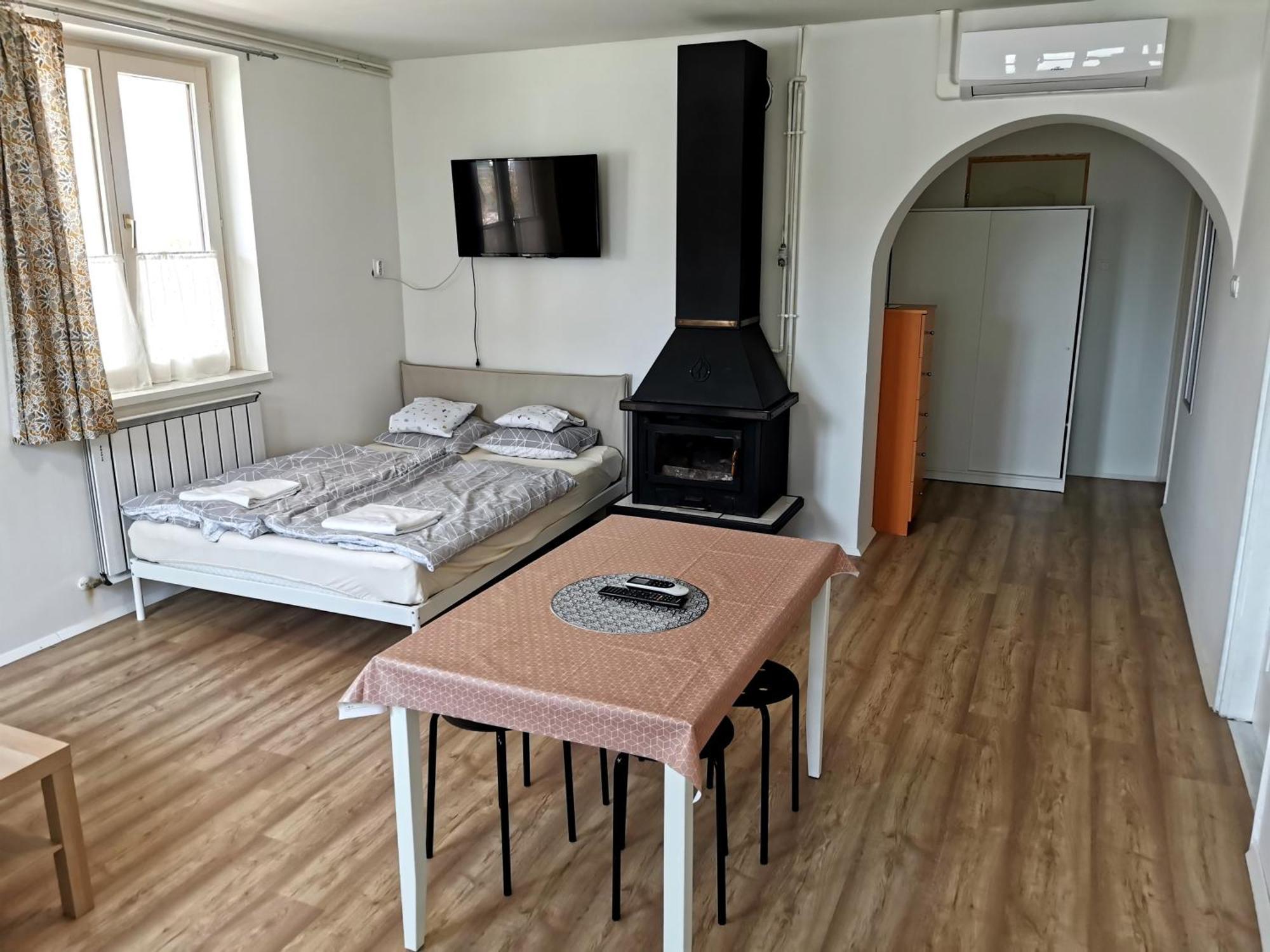 Regori Haz Hotel Balatongyörök Eksteriør billede